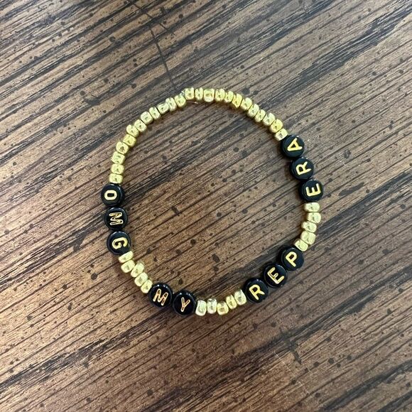 Taylor Swift Friendship Bracelet  - Picture 1 of 1